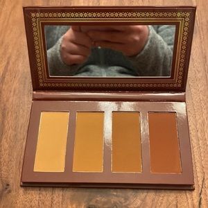 Brand New!! Ace Beaute Bronzed in Paradise Bronzing Palette